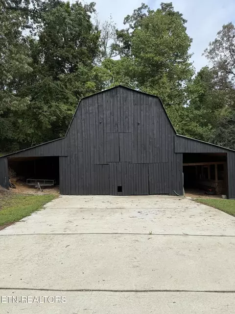 525 Canton Hollow Rd, Knoxville, TN 37934