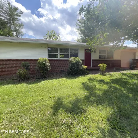 4324 Crestfield Rd, Knoxville, TN 37921