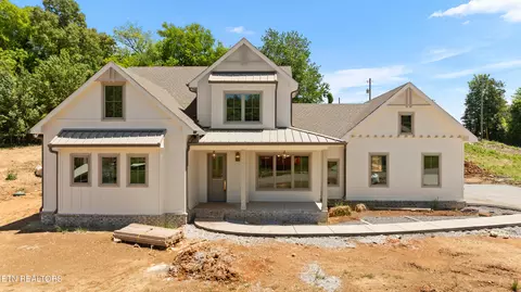 3812 Lakeside Estates Way, Louisville, TN 37777