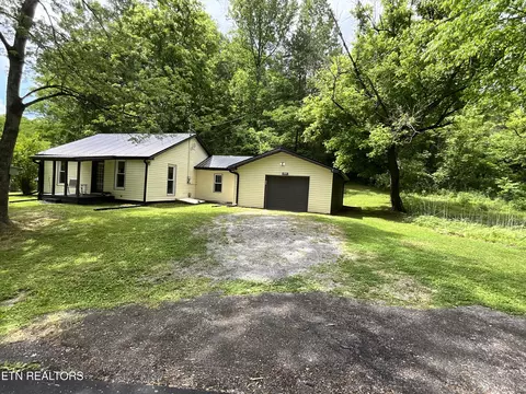 5335 Wolfenbarger Ln, Knoxville, TN 37938