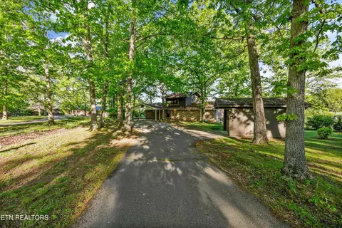 2024 Cravens Dr #2024, Crossville, TN 38572