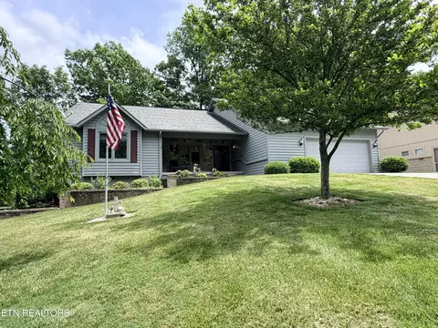 18 Heather Glen Dr, Crossville, TN 38558