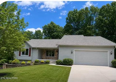 18 Heather Glen Dr, Crossville, TN 38558