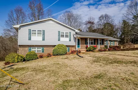 1107 Brentwood Dr, Etowah, TN 37331