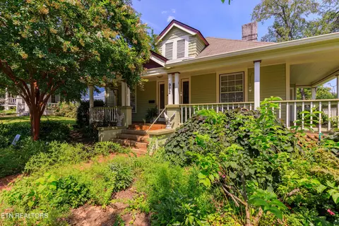 922 Gratz St, Knoxville, TN 37917