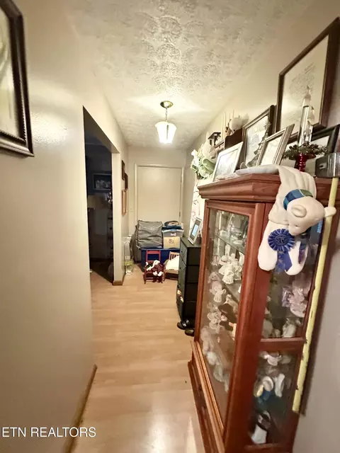 Entry Way - 243 Goat Town Rd, Ewing, VA 24248 photo 1 of 1