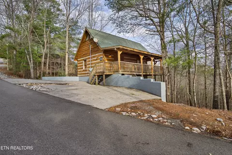 147 Tolliver Tr, Townsend, TN 37882