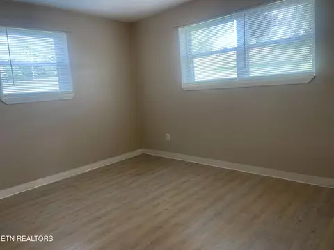 Bedroom - 295 Forge Ridge Rd, Harrogate, TN 37752 photo 3 of 4