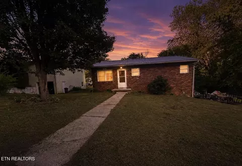 1108 Leconte Rd, Knoxville, TN 37914