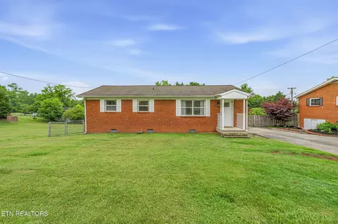 707 W King St, Jefferson City, TN 37760