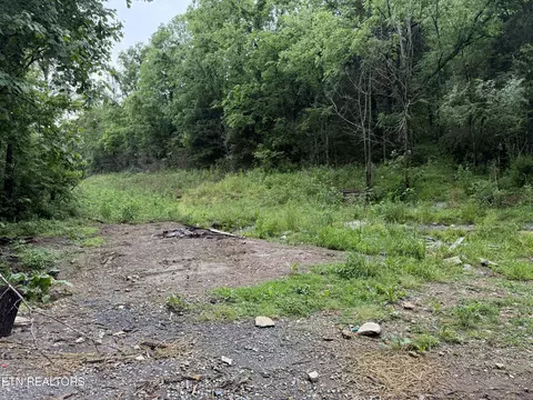 940 Riley Creek Rd, Whitleyville, TN 38588