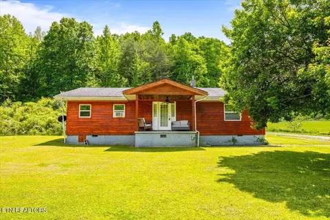 4662 Baker Hwy, Huntsville, TN 37756