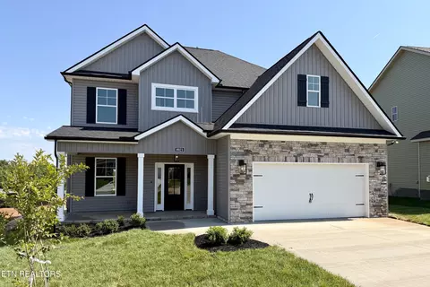 8923 Queensdale Ln, Knoxville, TN 37924