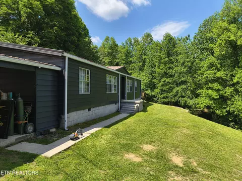 3552 Straight Fork Rd, Pioneer, TN 37847