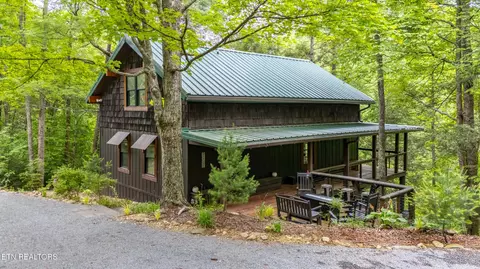 2379 Headrick Lead, Sevierville, TN 37862