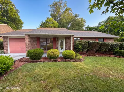 6020 Morning Glory Pl, Knoxville, TN 37912