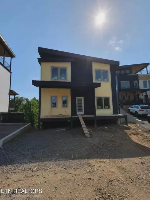 Tipi Way, Pigeon Forge, TN 37863