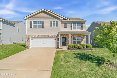563 Smoky Valley Ln, Seymour, TN 37865