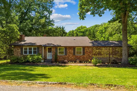 1605 Arbor Vitea Dr, Knoxville, TN 37919