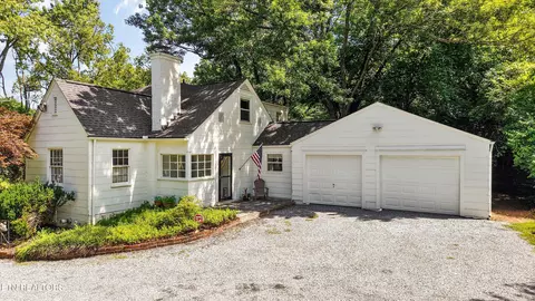 5220 Haynes Sterchi Rd, Knoxville, TN 37912