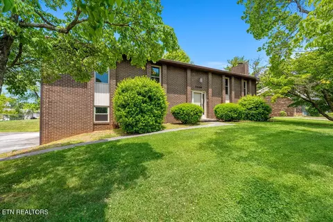 4309 Hicken Rd, Knoxville, TN 37938