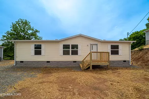 206 Hillside Dr, La Follette, TN 37766