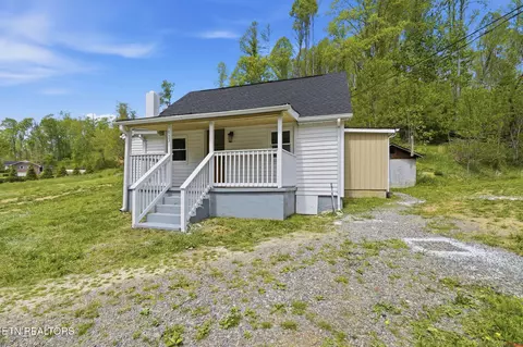 933 Hubert Taylor Rd, Mountain City, TN 37683
