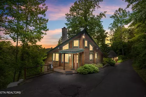 1614 Ridgecrest Dr, Sevierville, TN 37876