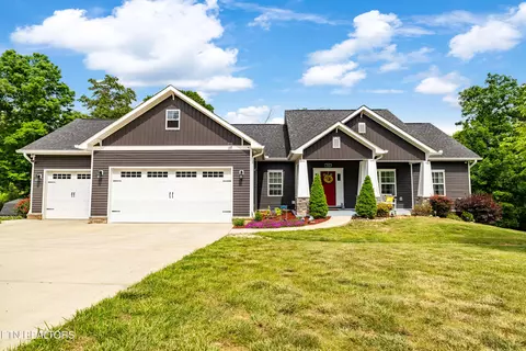 722 Rio Dr, Friendsville, TN 37737