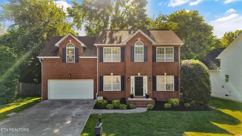 3414 Rocky Path Ln, Knoxville, TN 37931