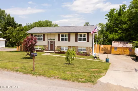 7732 Cranley Rd, Powell, TN 37849
