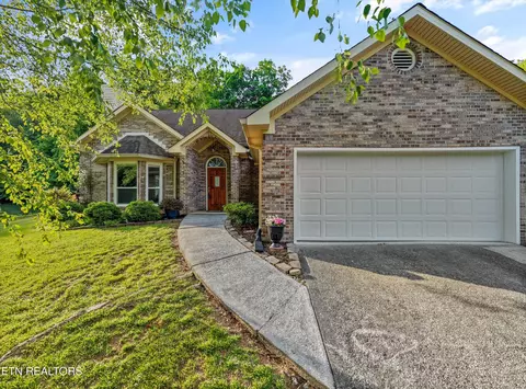 5504 Springridge Ln, Knoxville, TN 37931