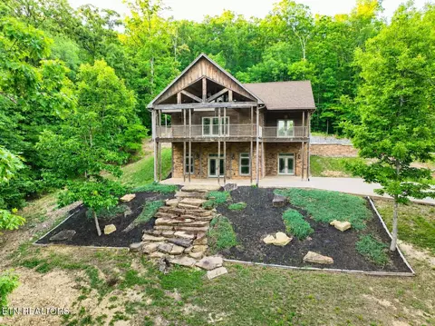 617 Cheyenne Dr, Jamestown, TN 38556