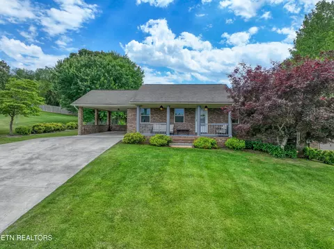 4068 Peace Dr, Morristown, TN 37814