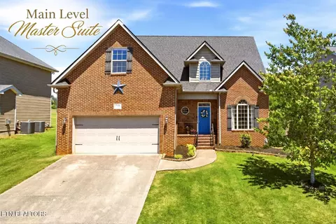 1745 Point Wood Dr, Knoxville, TN 37920