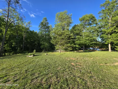 Exterior - 524 Shields Crossing Dr, Bean Station, TN 37708 photo 17 of 17