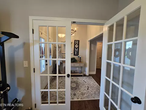 Entry Way - 524 Shields Crossing Dr, Bean Station, TN 37708 photo 5 of 6