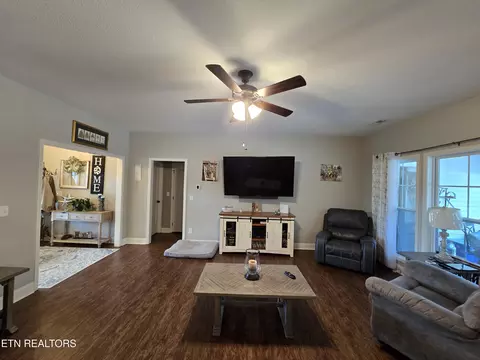 Living - 524 Shields Crossing Dr, Bean Station, TN 37708 photo 1 of 1