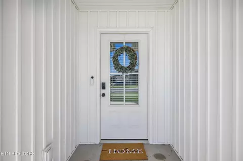 Entry Way - 1257 Cole Dr, Talbott, TN 37877 photo 1 of 2