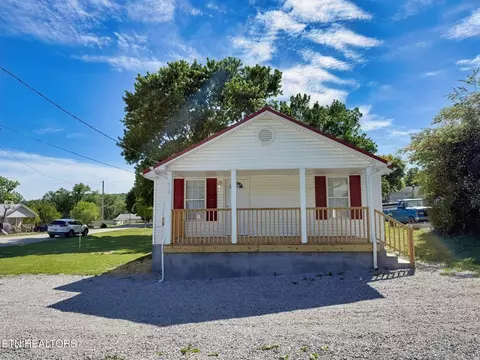 510 S Cumberland Ave, La Follette, TN 37766
