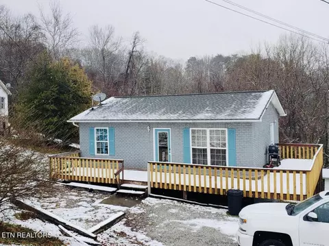 312 N 16th St, La Follette, TN 37766