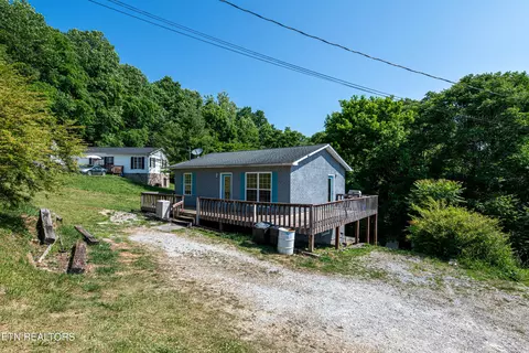 312 N 16th St, La Follette, TN 37766