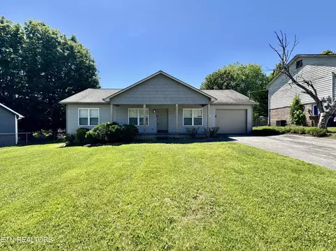 4617 Baverton Dr, Knoxville, TN 37921