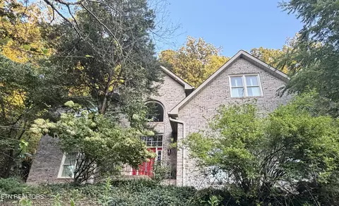 136 Baypath Dr, Oak Ridge, TN 37830