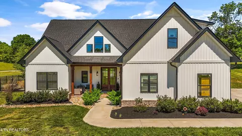 8233 Tazewell Pike, Corryton, TN 37721