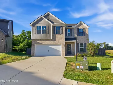 7943 Beeler Farms Ln, Knoxville, TN 37918