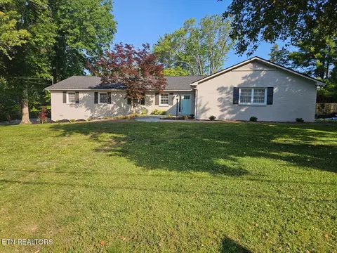 11417 Old Colony Pkwy #8, Knoxville, TN 37934