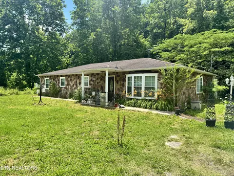 955 Rock Haven Rd, Bean Station, TN 37708