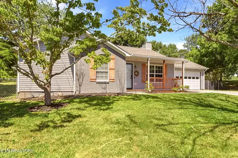 7701 Rymark Ct, Powell, TN 37849