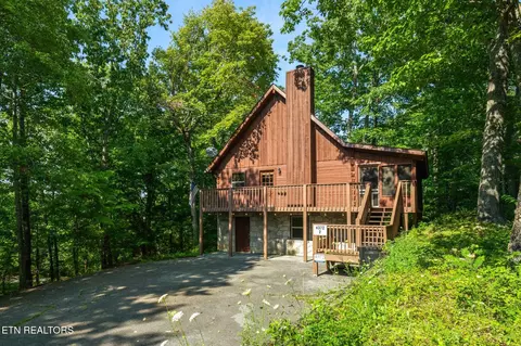 4372 Boogertown Rd #2, Sevierville, TN 37876